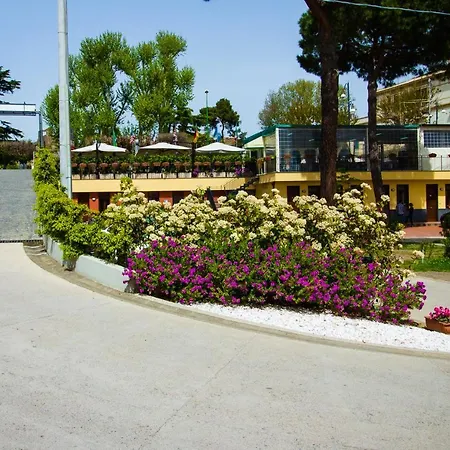 Fortuna Village Pompei Pompeji